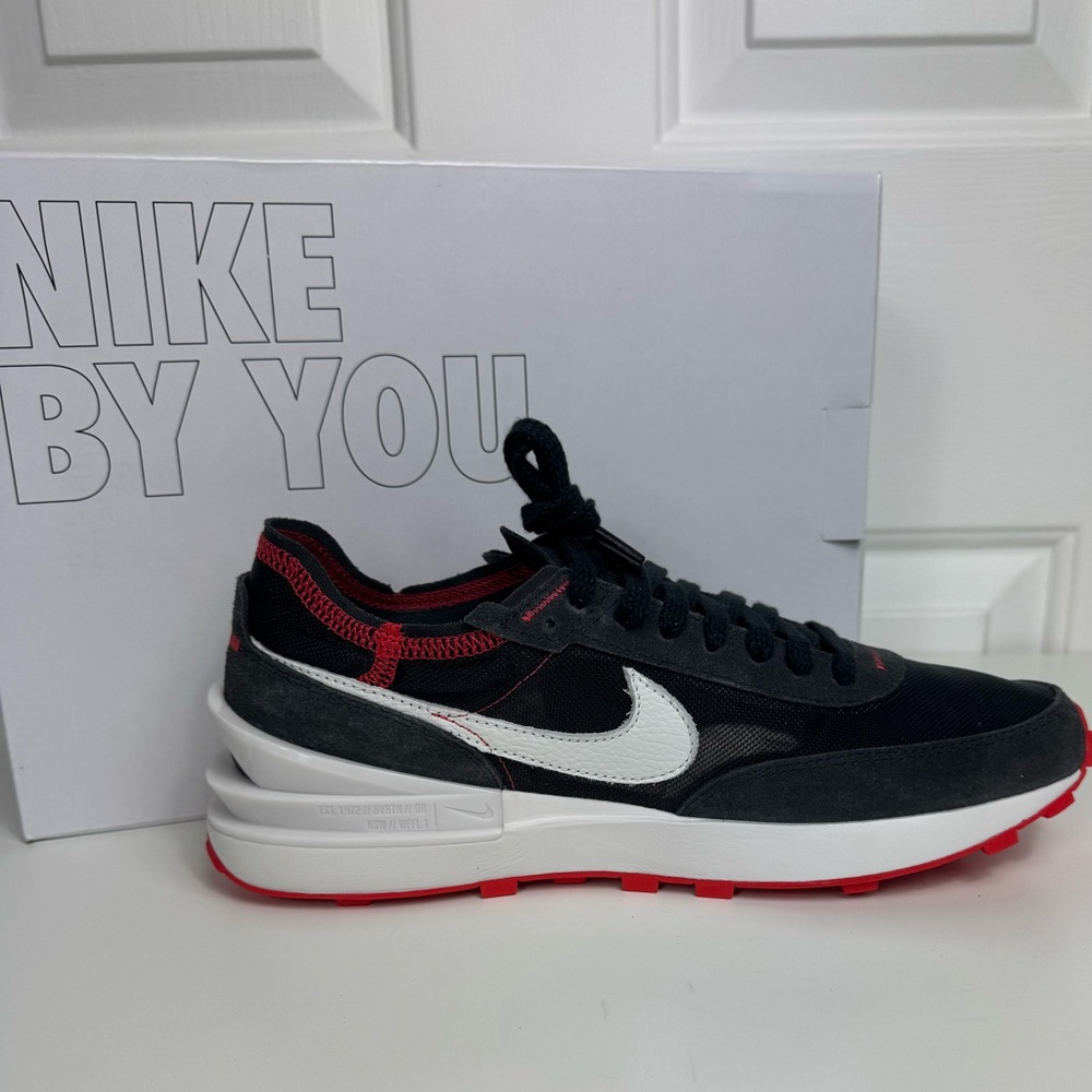 Nike Waffle One ID By You Women’s Size 9.5 DJ0976 991 Black And Red NIB‎ - Picture 2 of 10